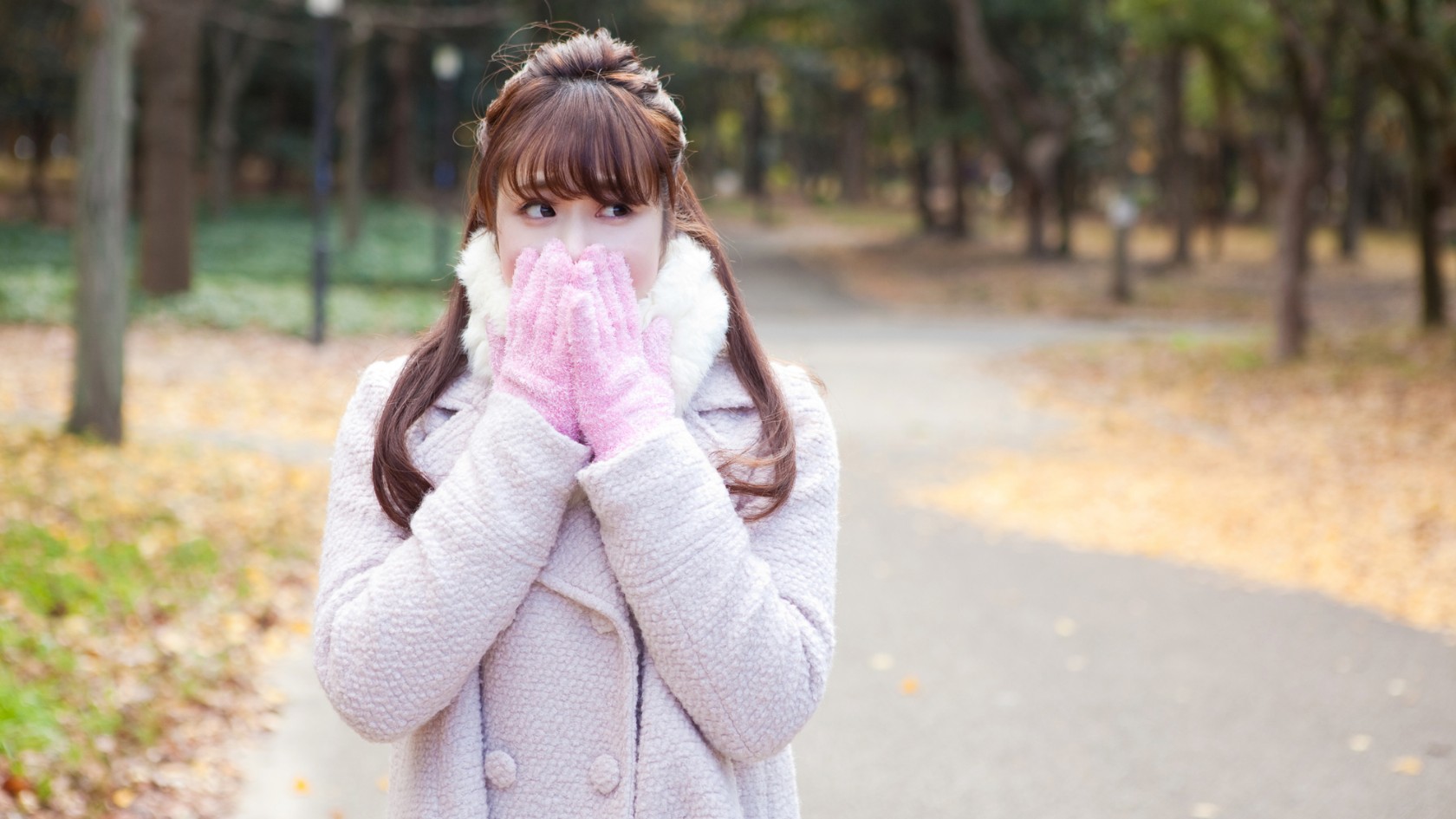 冷えに悩む女性