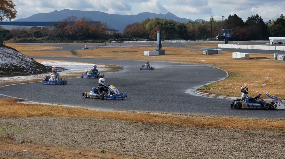 レースに参加する瀬川選手➁