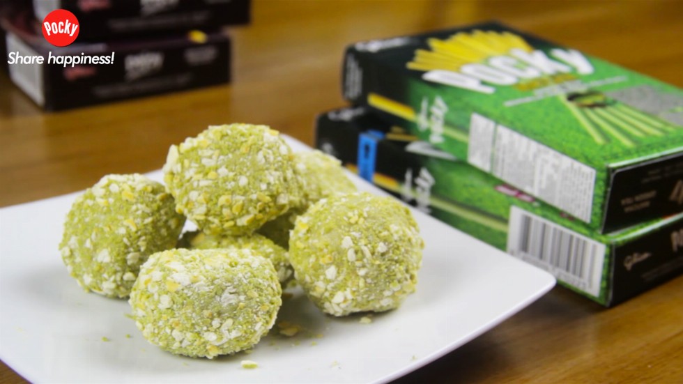 Pocky Matcha Bits