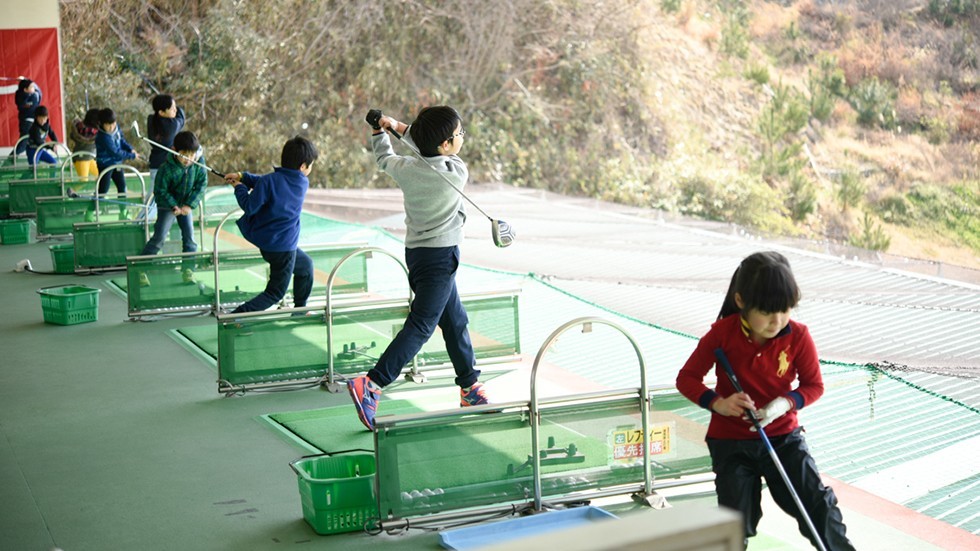 たった2時間の間にめきめきと上達する子どもたち