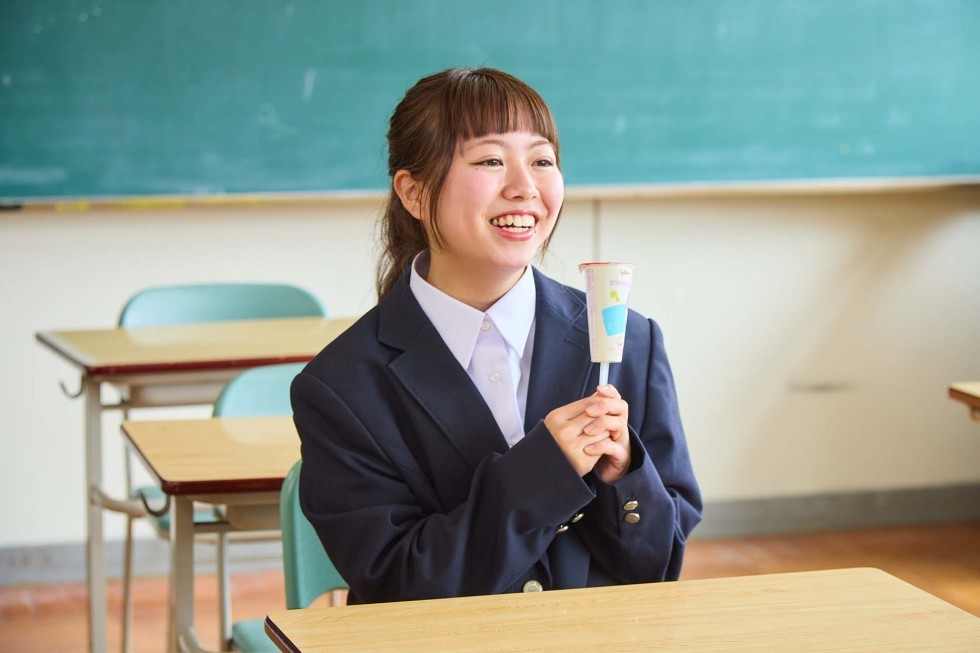 うちの高校にもアイス自販機を置きたい！と行動を開始した守島舞さん。
