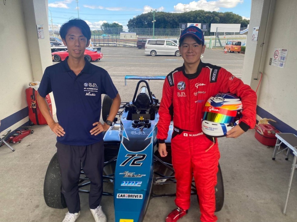 チーム代表前田さんとの写真