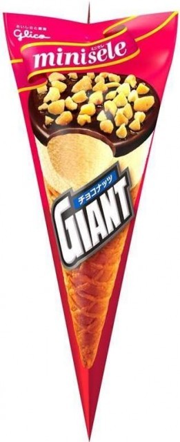 ミニセレのジャイアントコーンチョコナッツのパッケージ